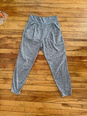 Vuori S Heather Gray Jogger Sweatpants